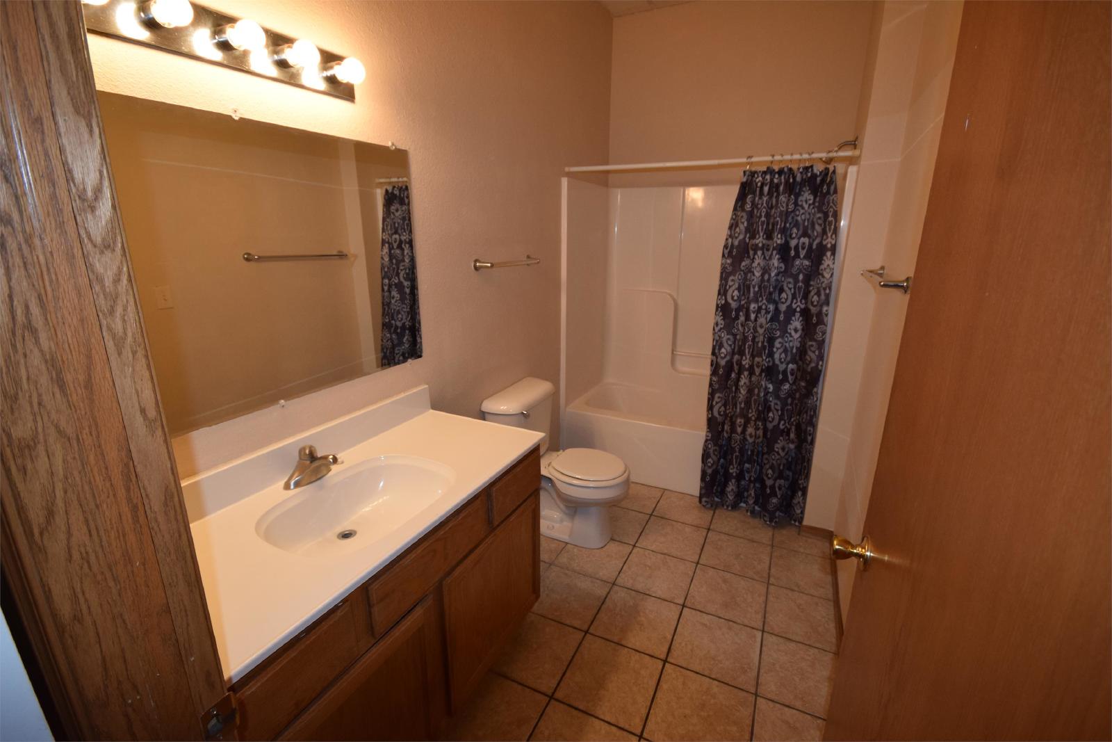 88 S Portland, Fond du lac - 203 property image