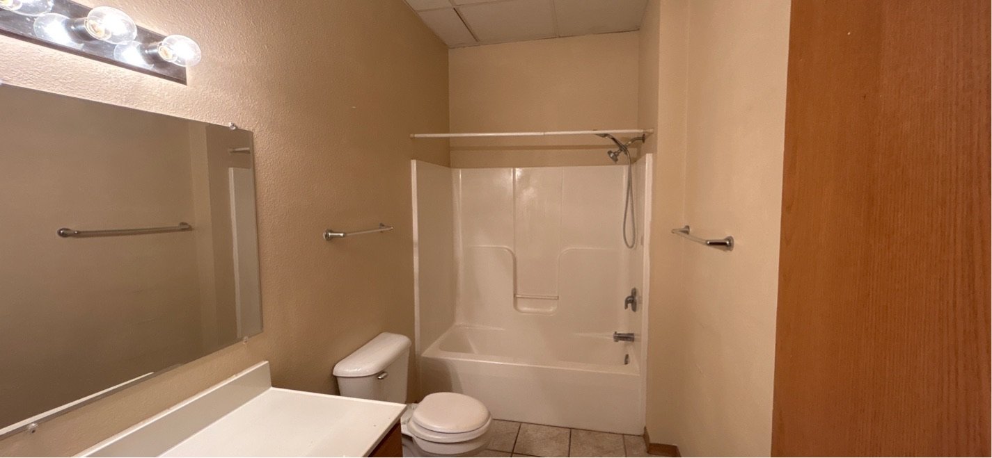 88 S Portland, Fond du lac - 203 property image