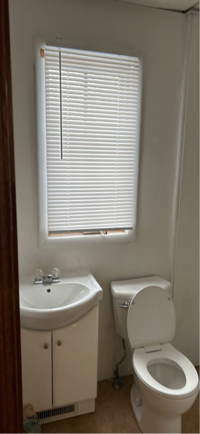 415 Amherst - 1 property image