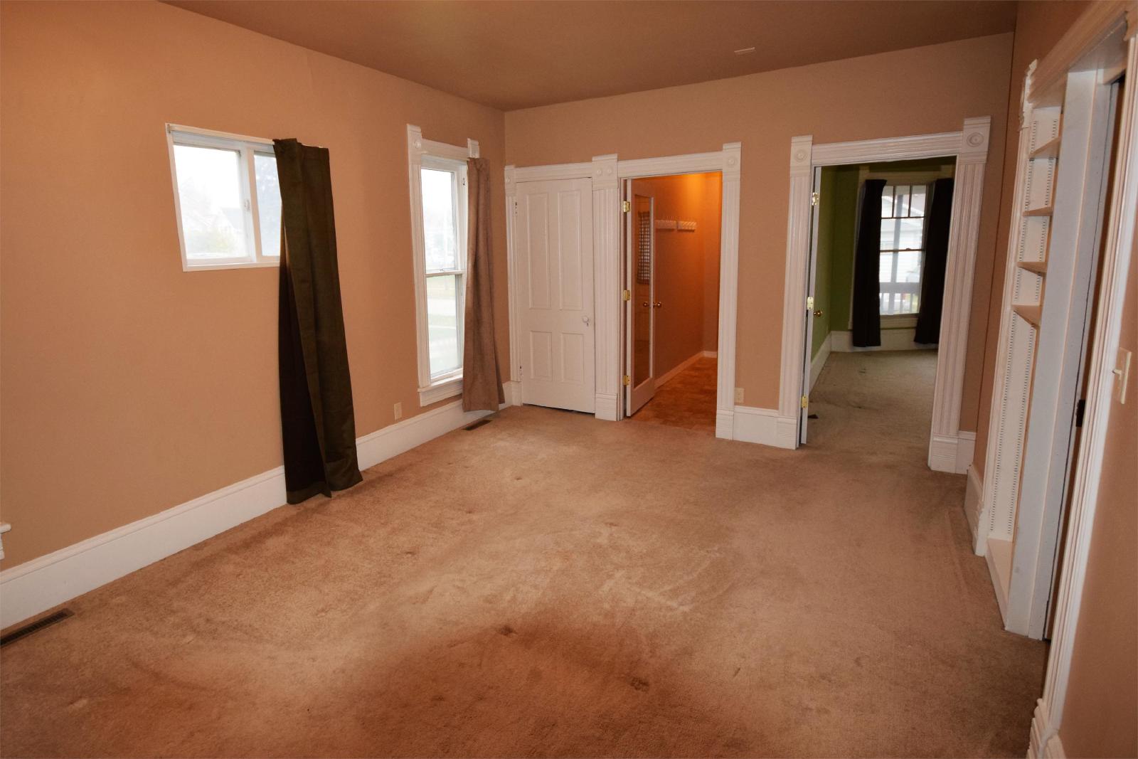 400 Walnut St - 1 property image