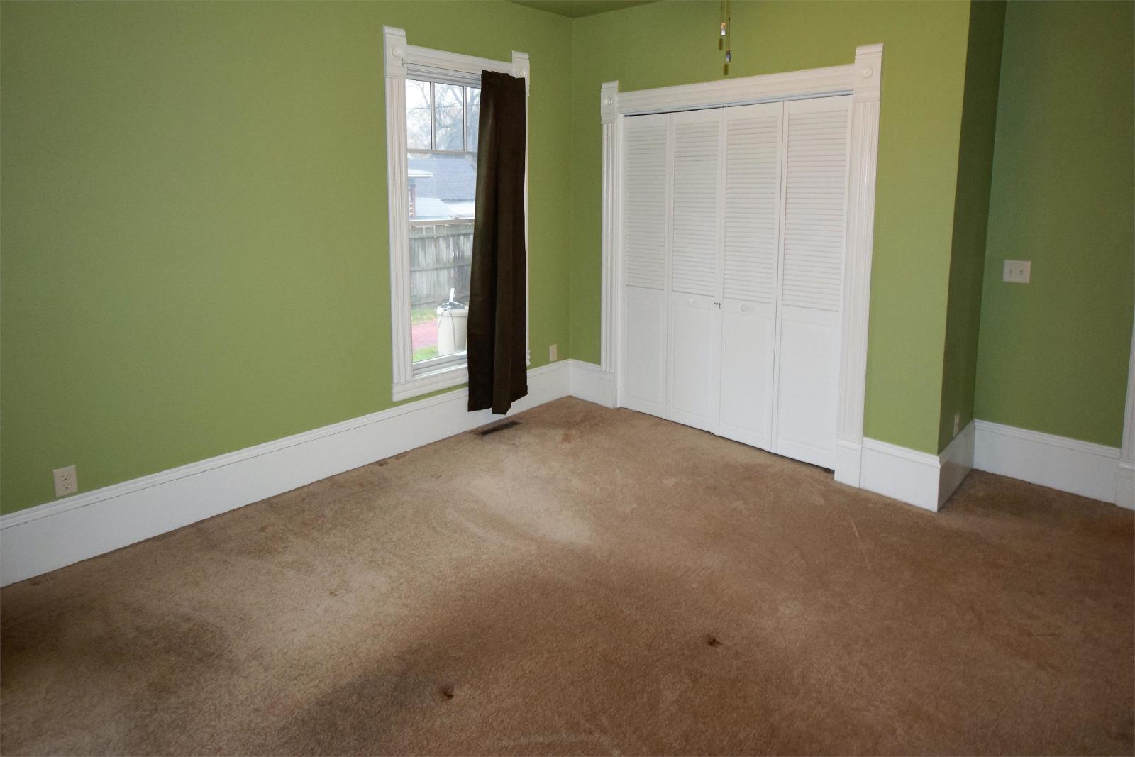 400 Walnut St - 1 property image