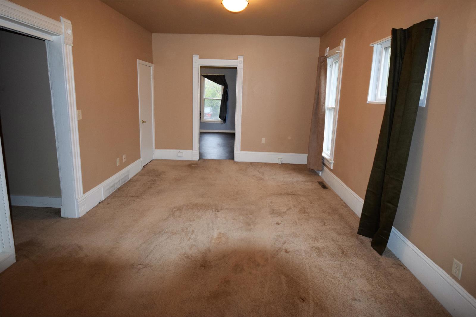 400 Walnut St - 1 property image
