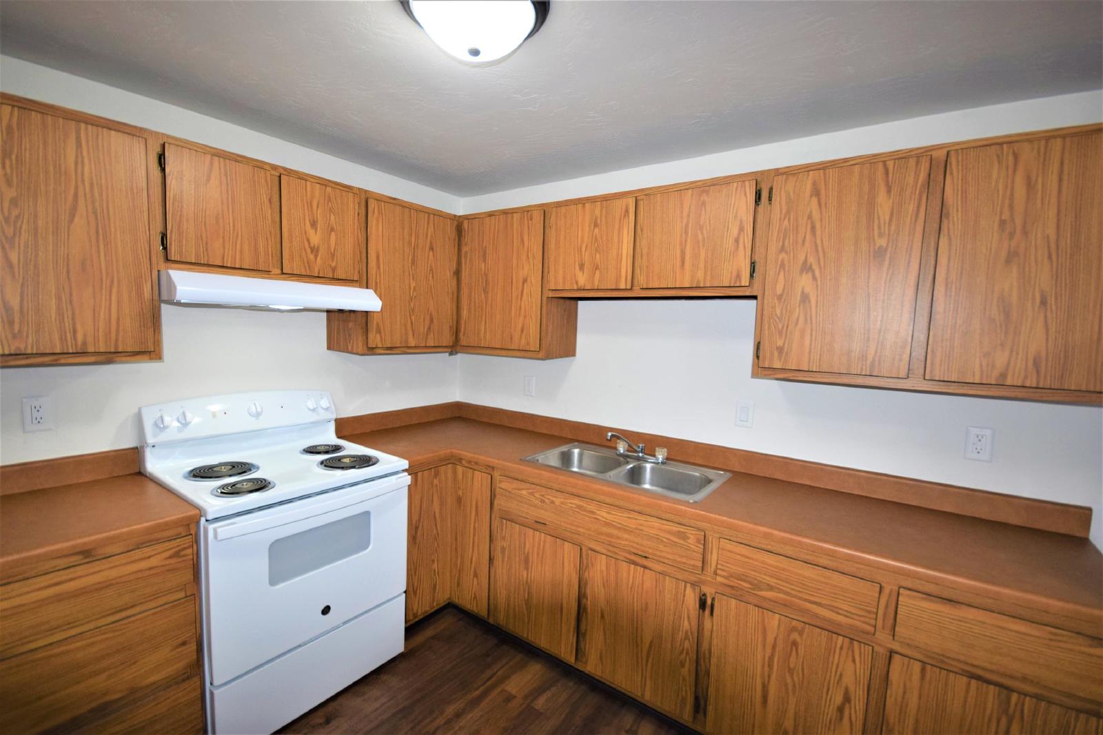 1760 Badger Street - 10 property image
