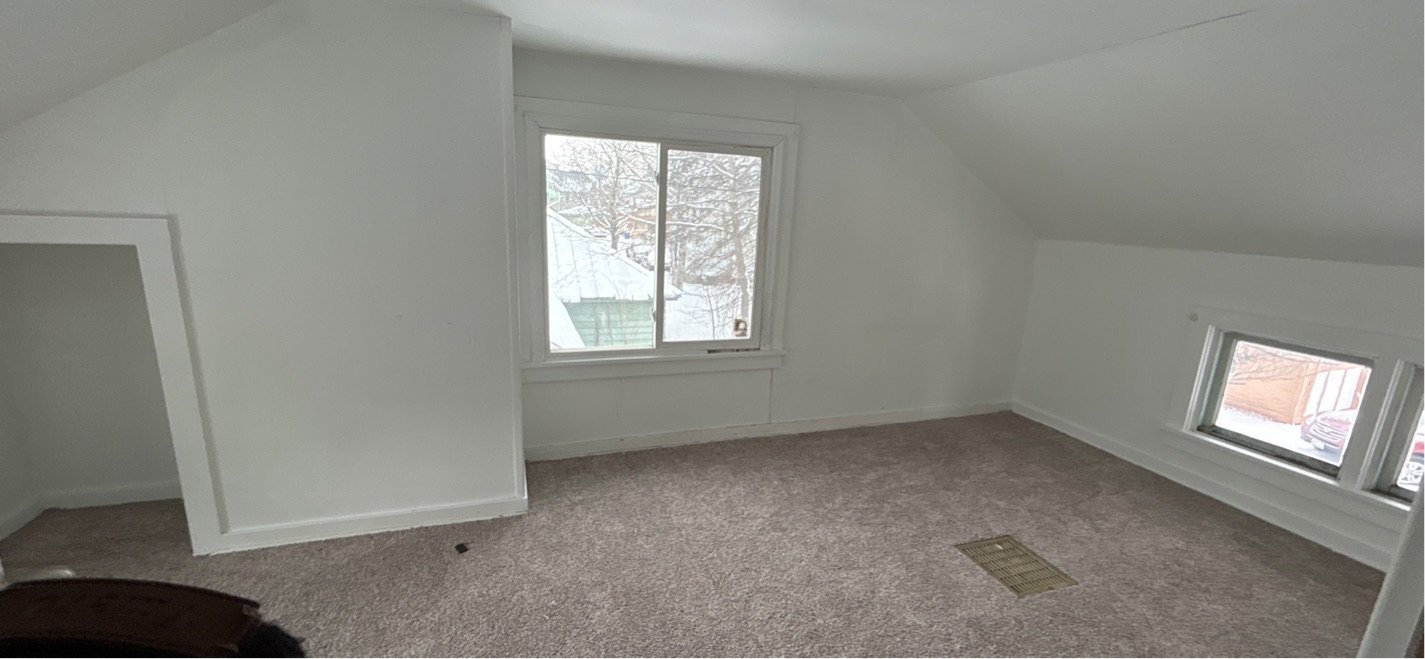 415 Amherst - 1 property image