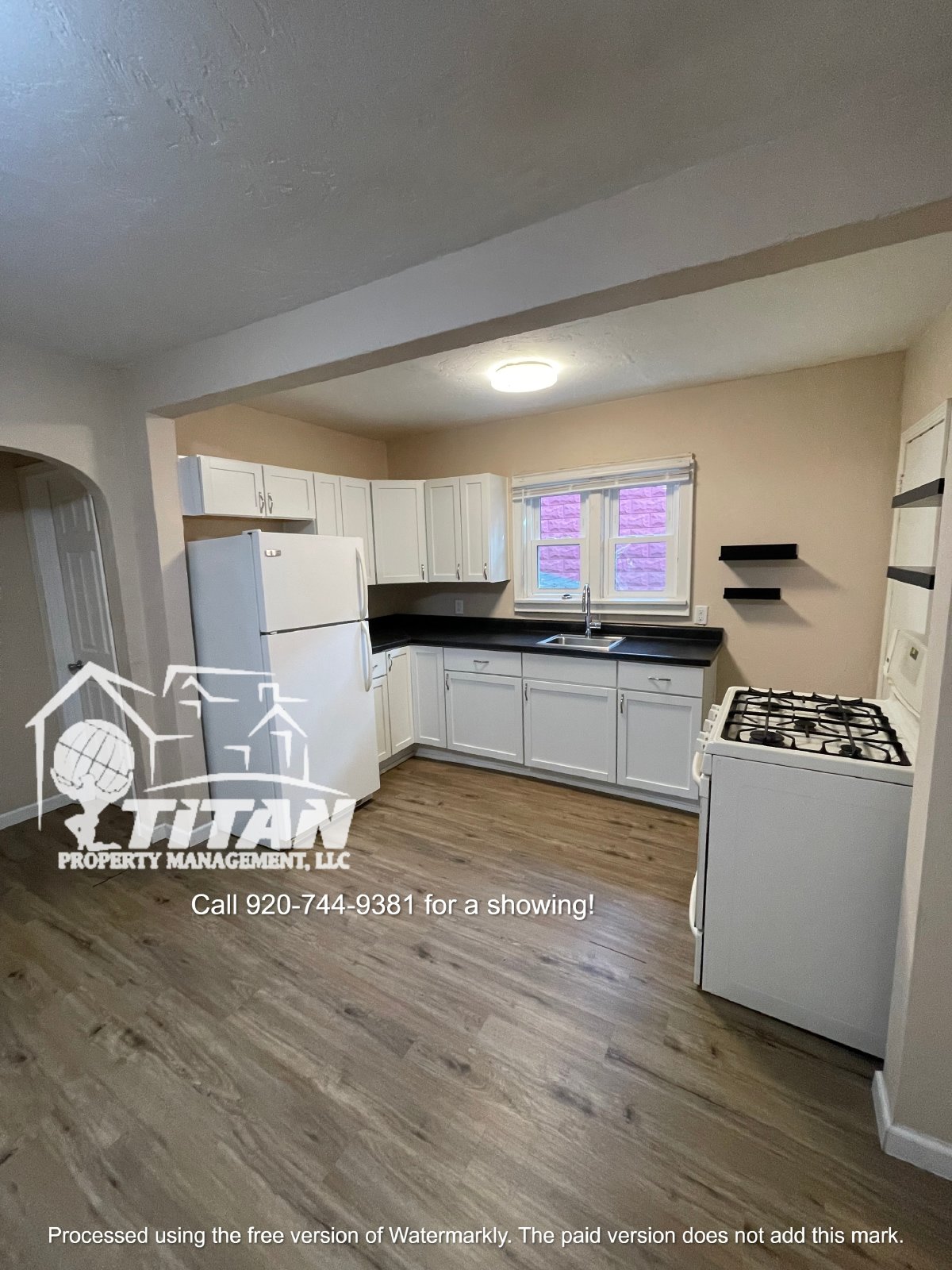 905 Stuart Street - A property image