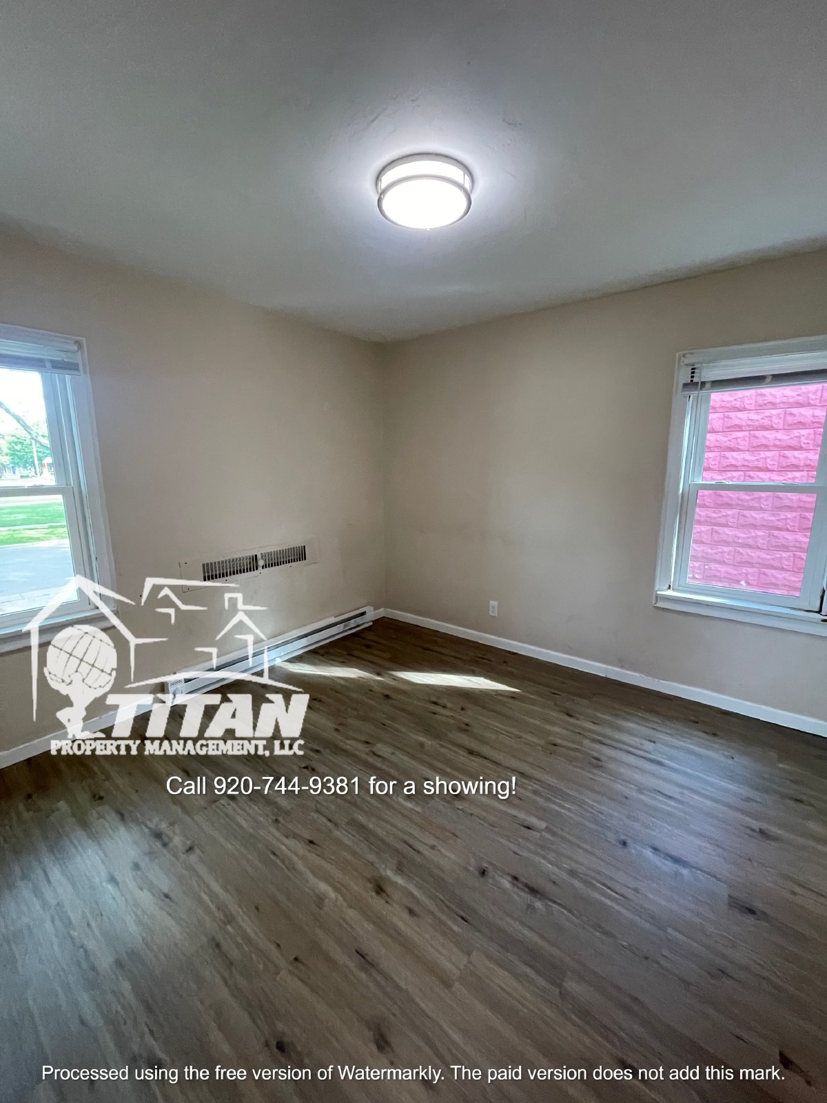 905 Stuart Street - A property image