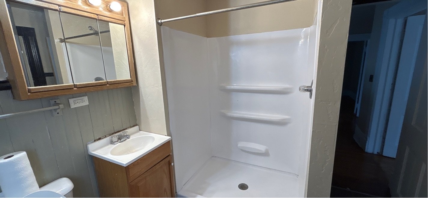 415 Amherst - 1 property image