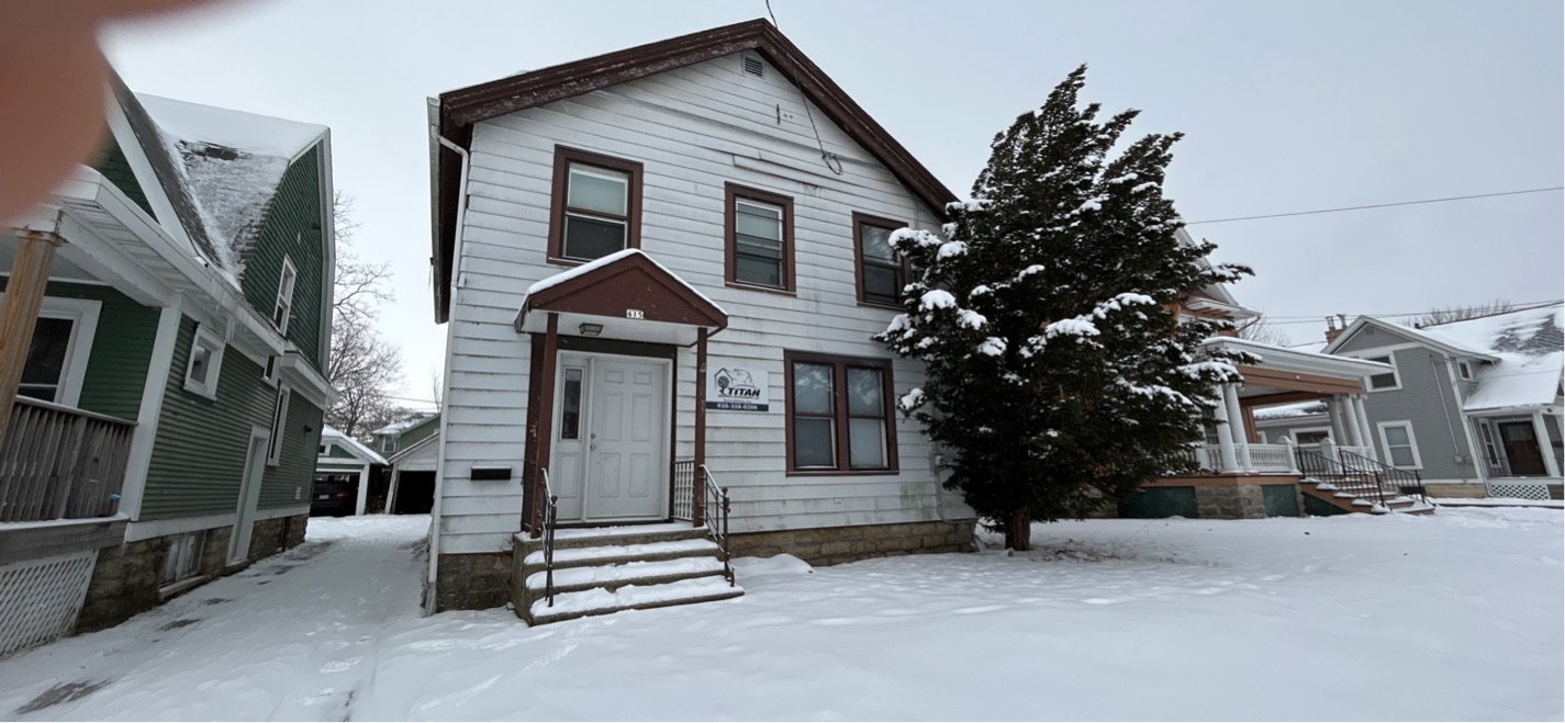 415 Amherst - 1 property image