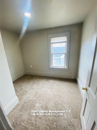 527 Merritt Avenue - 2 property image