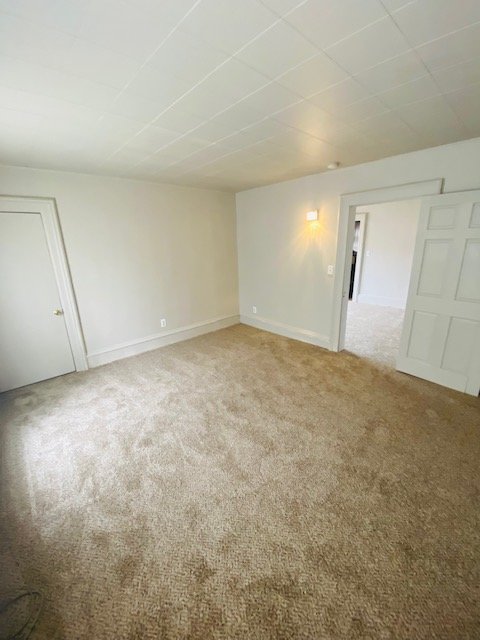 527 Merritt Avenue - 2 property image