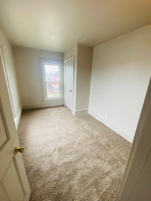 527 Merritt Avenue - 2 property image