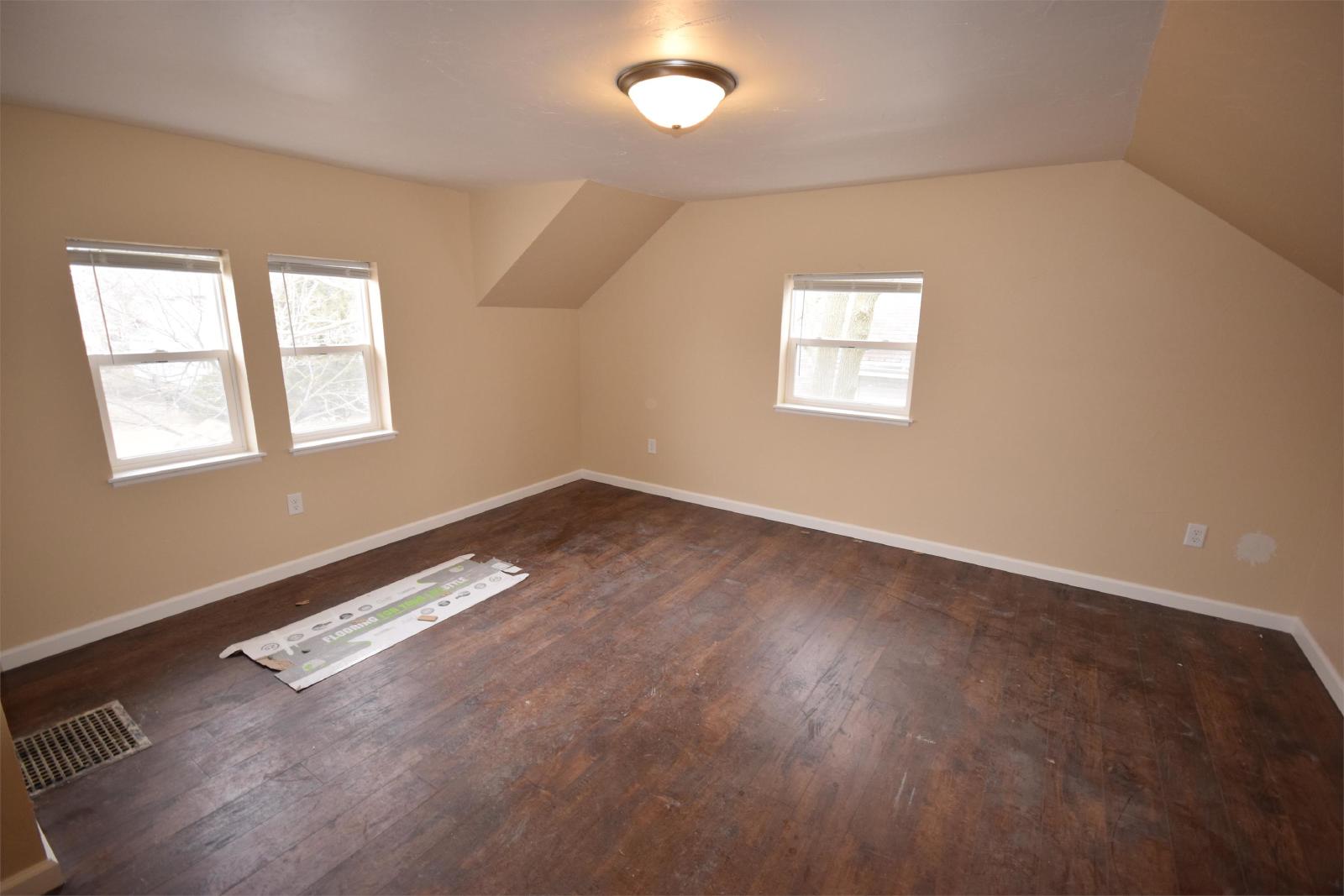 119 Harrison Pl., FDL - 1 property image