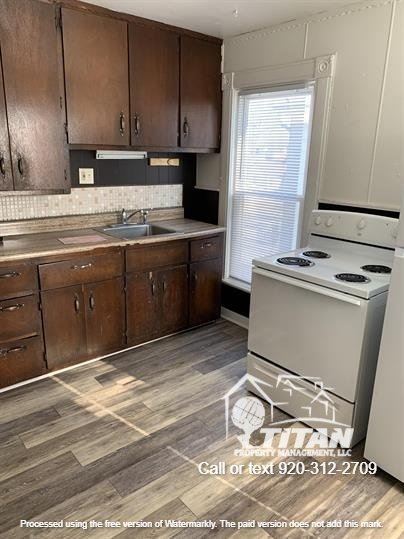 61 E Johnson - 2 property image