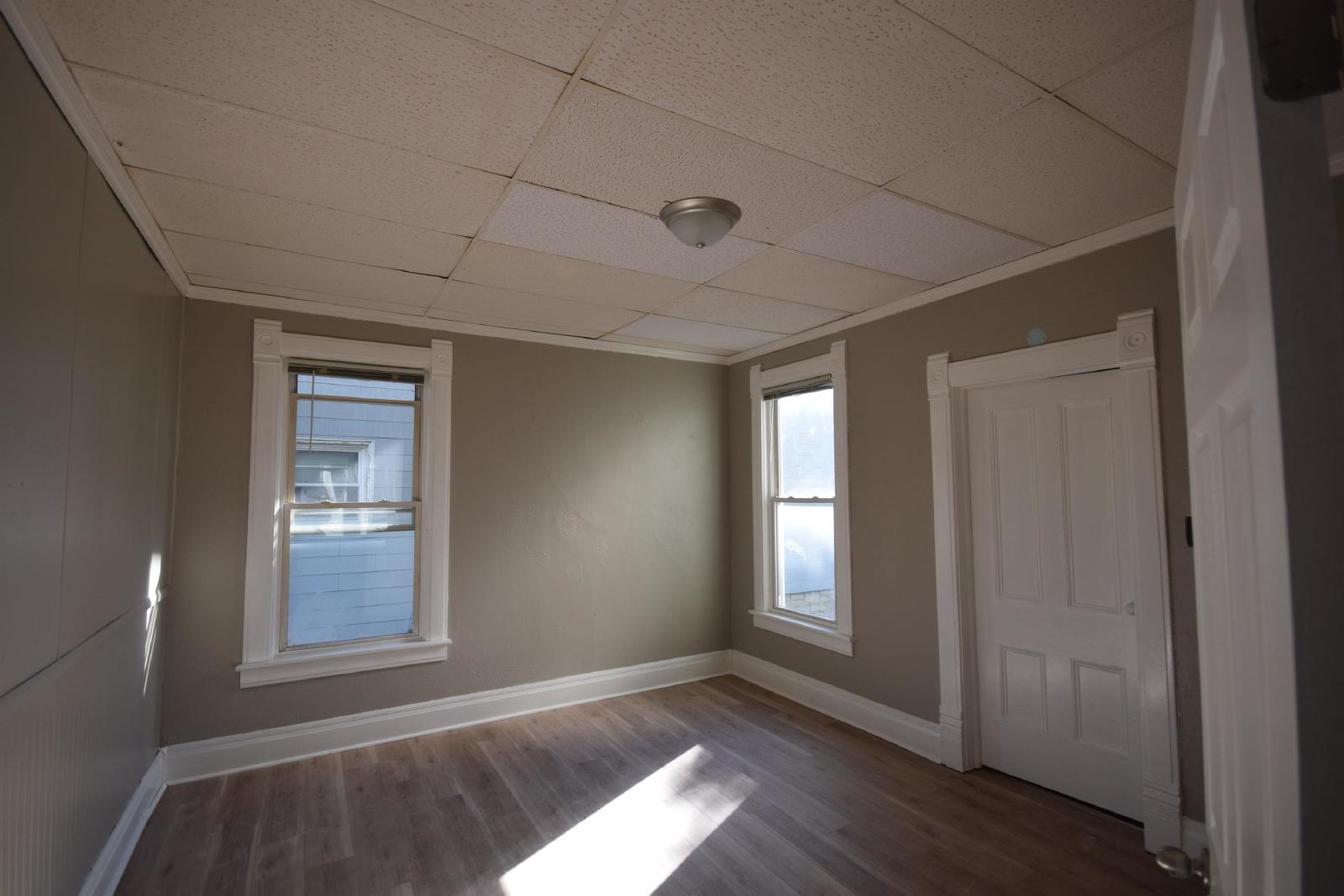 61 E Johnson - 1 property image