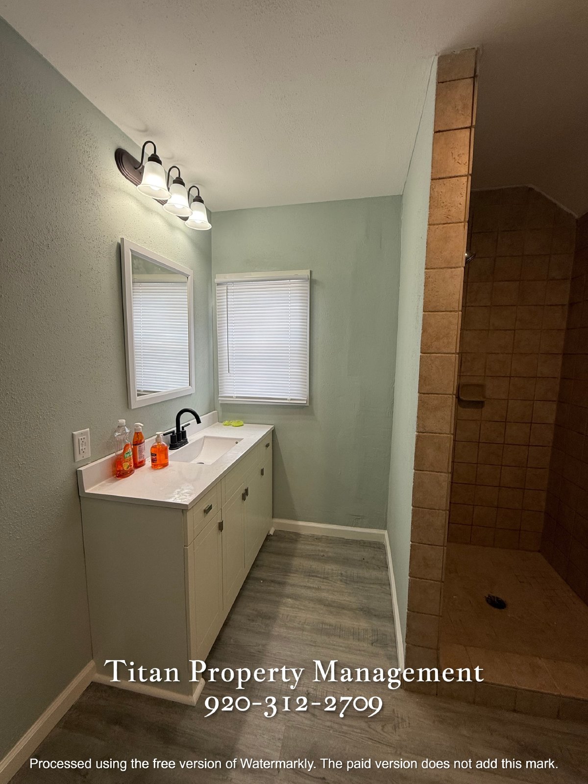 924 Wisconsin St - 2 property image