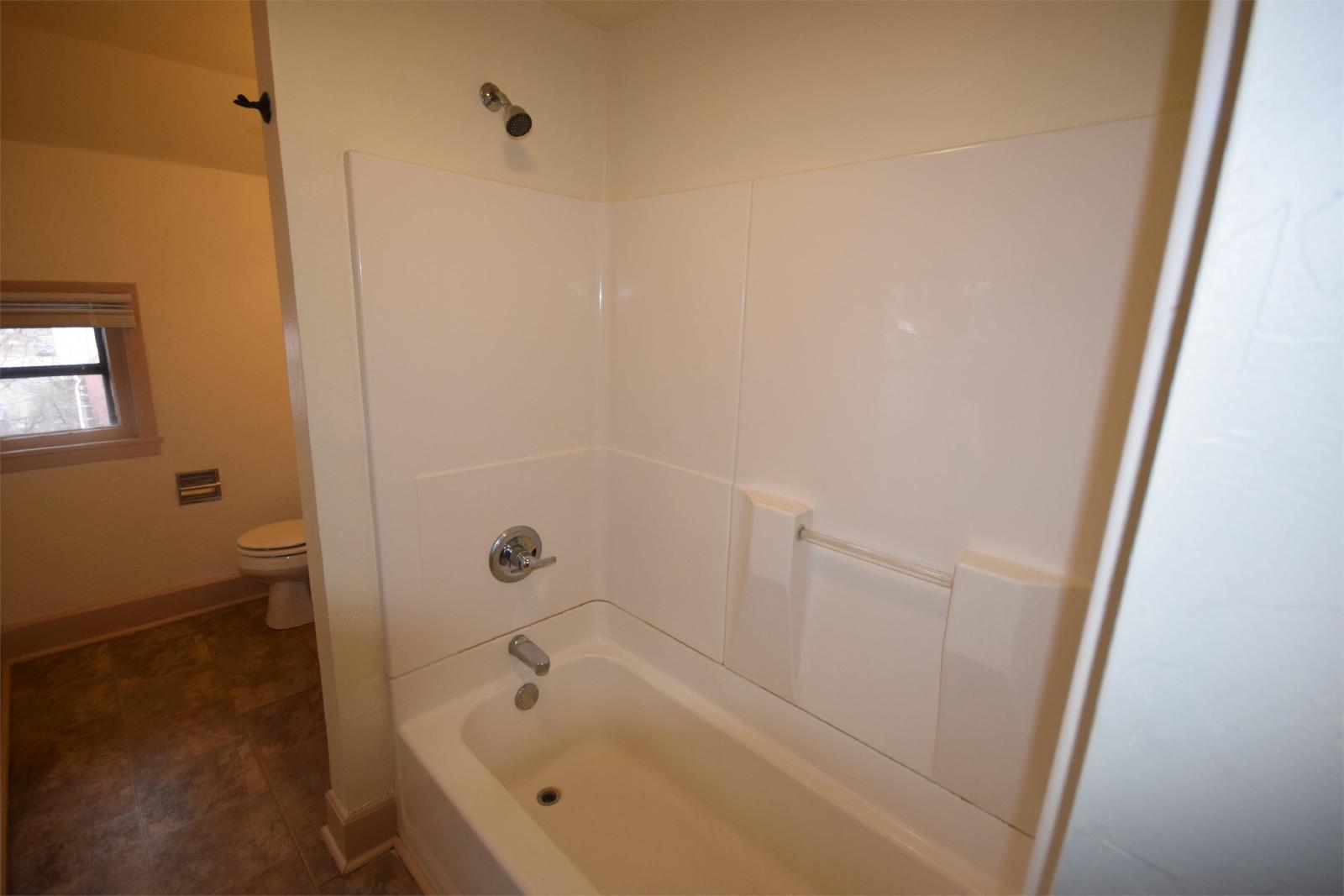 610 W. 9th Ave - 2 property image