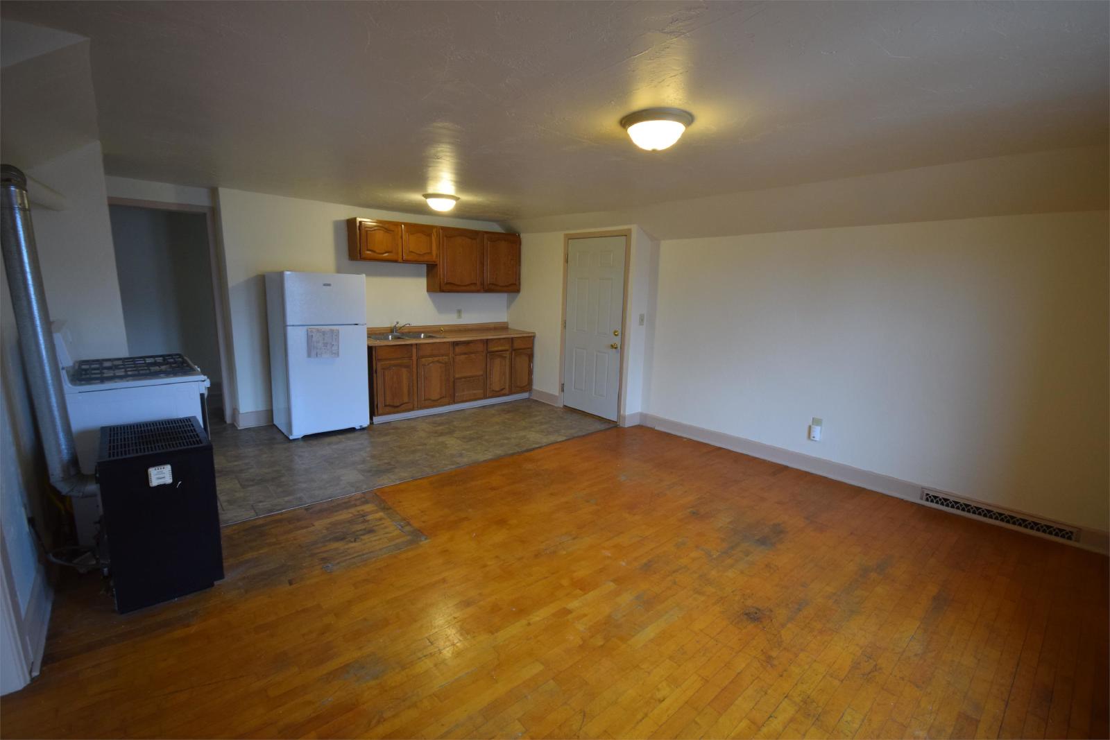 610 W. 9th Ave - 2 property image