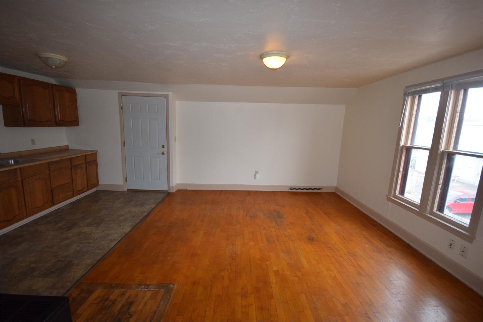 610 W. 9th Ave - 2 property image