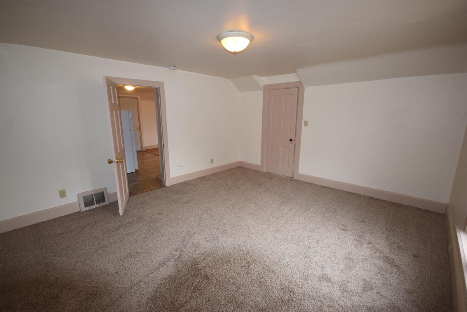 610 W. 9th Ave - 2 property image