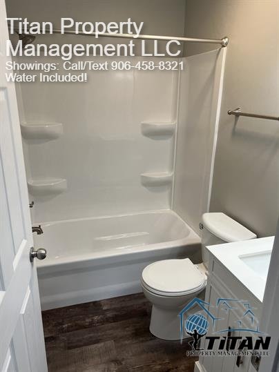 605 Lakeshore Drive - 2 property image