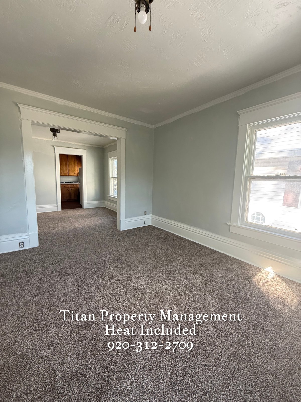 618 East Irving Avenue - A property image