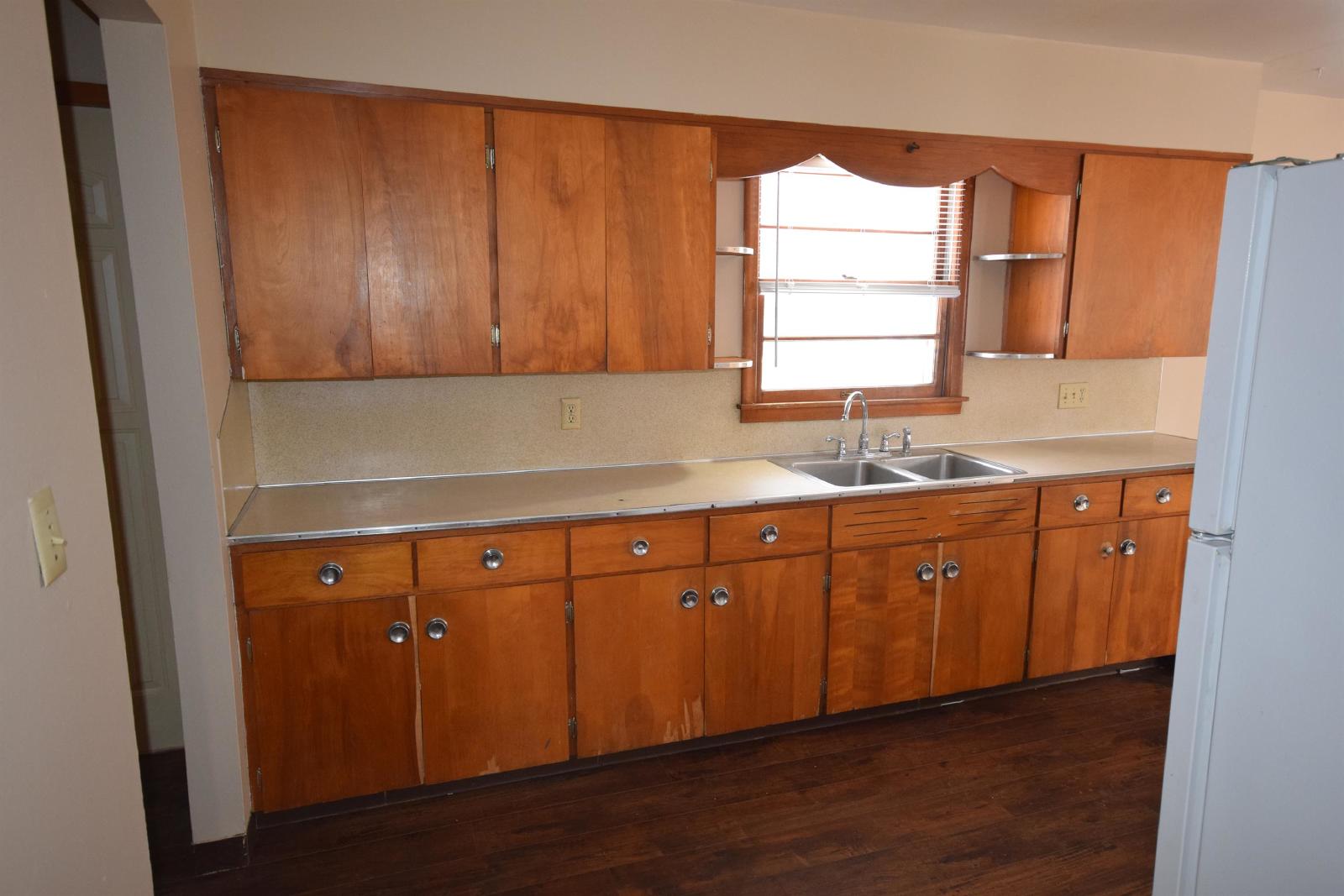 822 Woodland Avenue - 1 property image