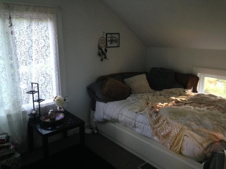415 Amherst - 1 property image