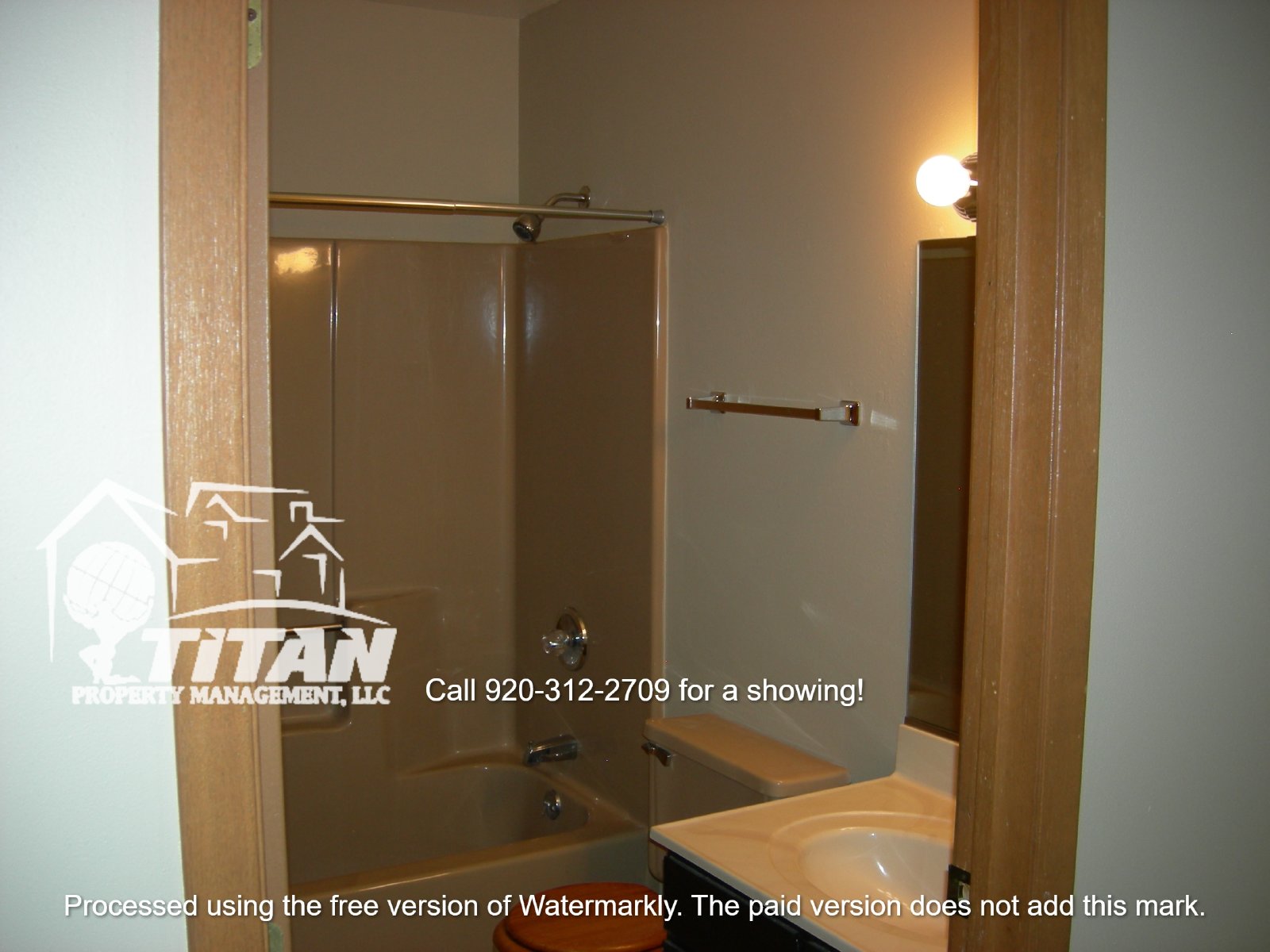 801/803 Harborview Court - 801 property image