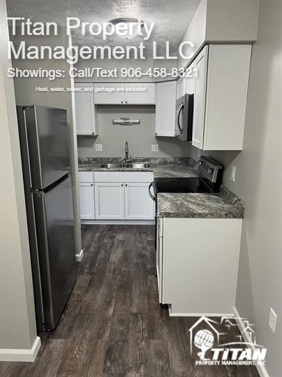 605 Lakeshore Drive - 3 property image